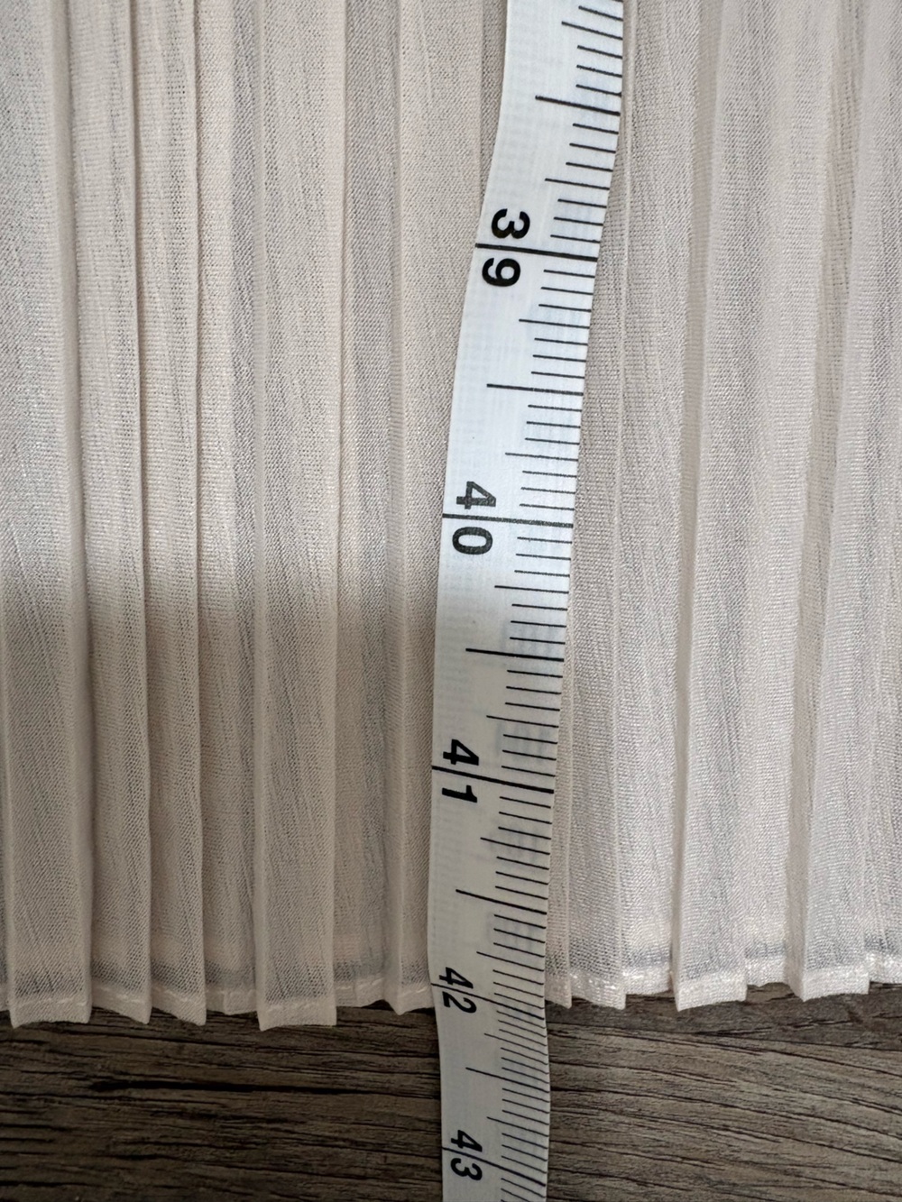Massimo Dutti Pleated Maxi Skirt in Pale Peach - Picture 7 of 13